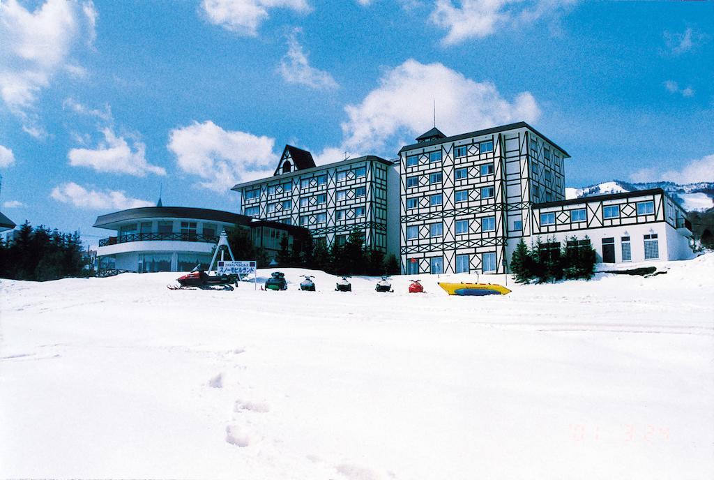 Furano Hotel Bell Hills Bagian luar foto