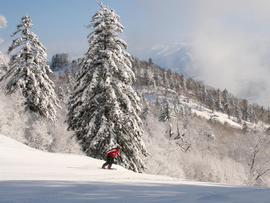 Furano Hotel Bell Hills Bagian luar foto