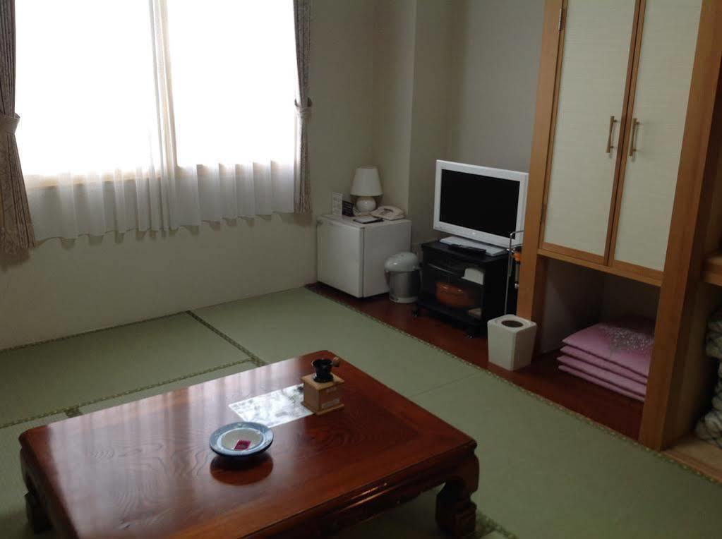 Furano Hotel Bell Hills Bagian luar foto
